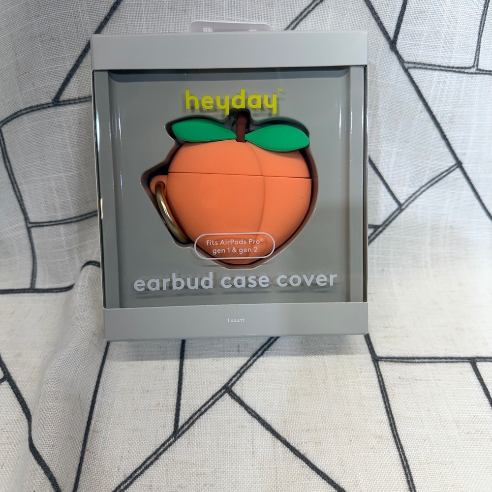 heyday Earbud Case Cover AirPods Pro Orange Peach Silicone with Carabiner